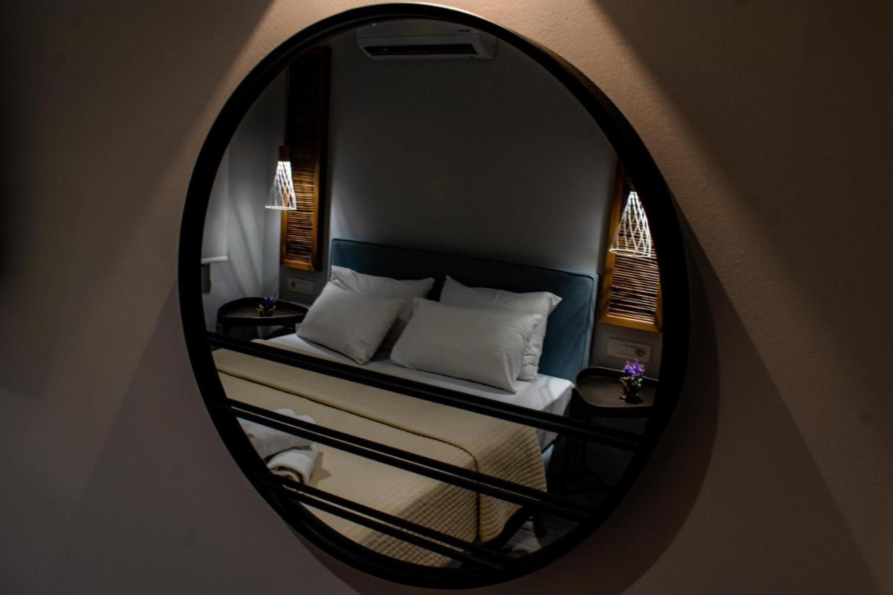 Ikaros Art Hotel อายิโอสนิโกลาโอส ภายนอก รูปภาพ