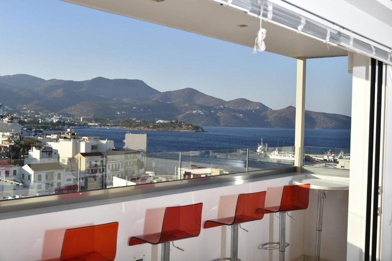 Ikaros Art Hotel อายิโอสนิโกลาโอส ภายนอก รูปภาพ