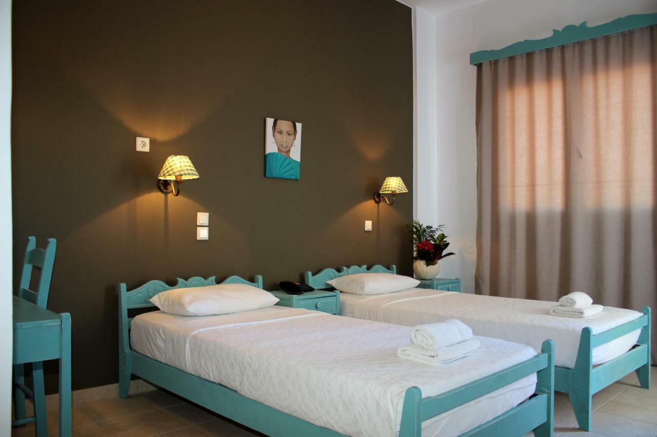 Ikaros Art Hotel อายิโอสนิโกลาโอส ภายนอก รูปภาพ
